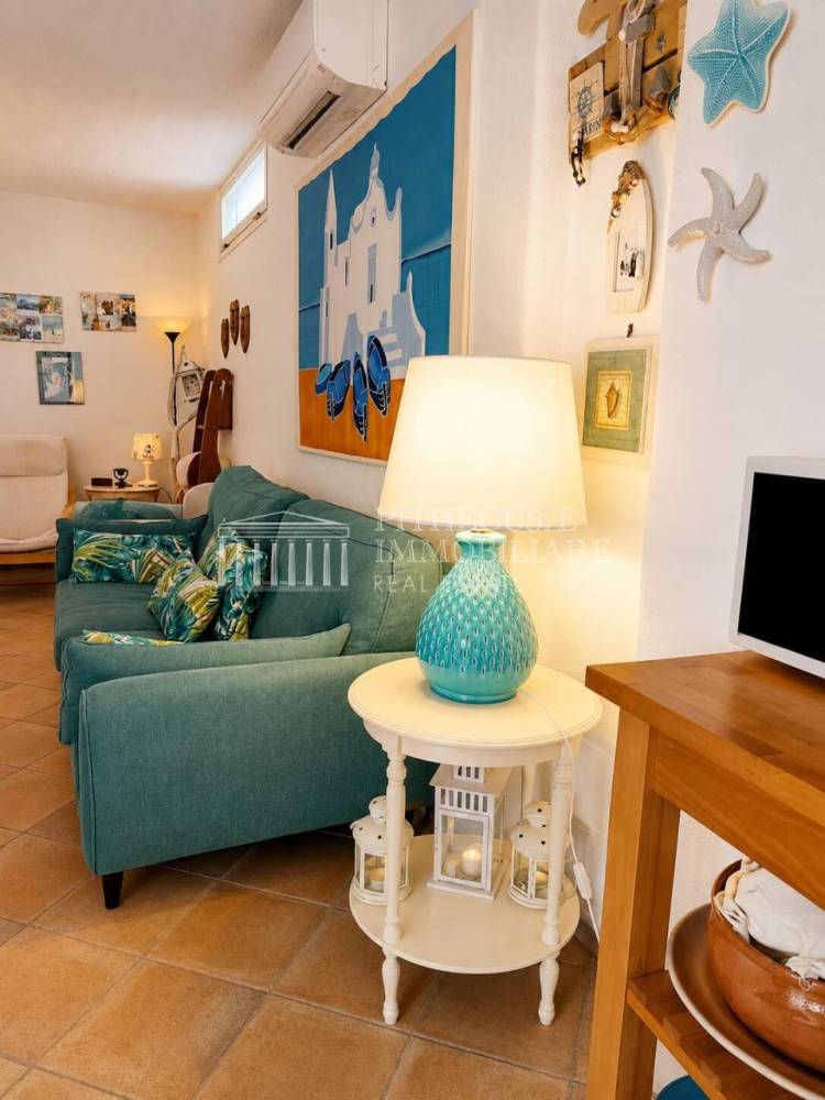 casa indipendente in vendita a Forio