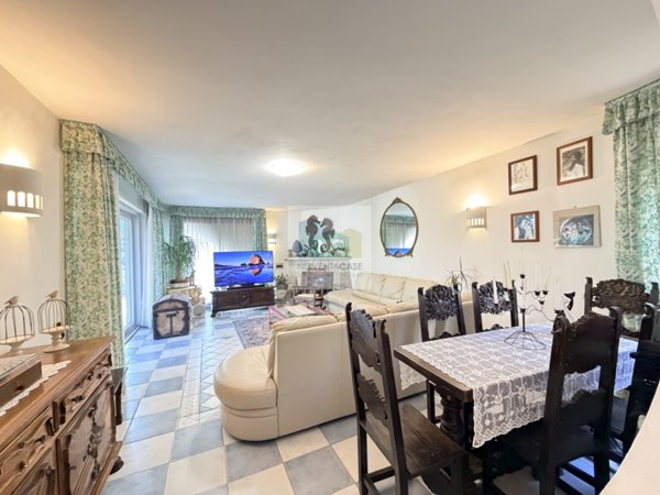 casa indipendente in vendita a Forio