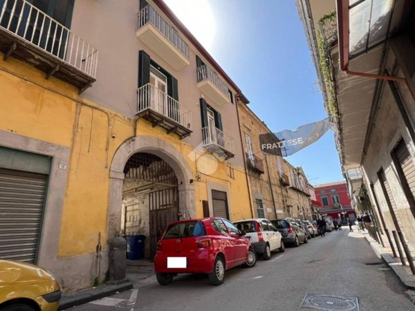 pentavano in vendita a Frattamaggiore