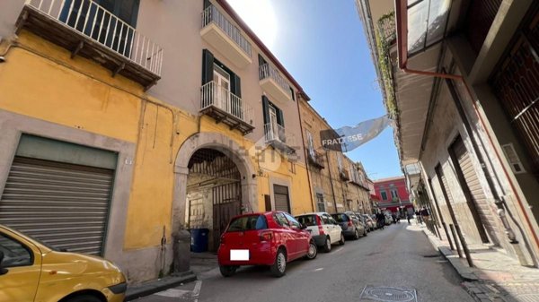pentavano in vendita a Frattamaggiore