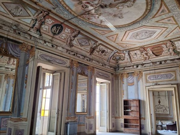 intera palazzina in vendita a Frattamaggiore
