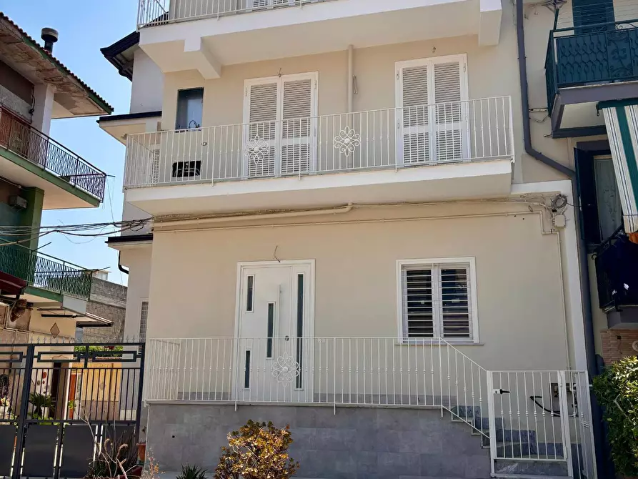 casa indipendente in vendita a Frattamaggiore