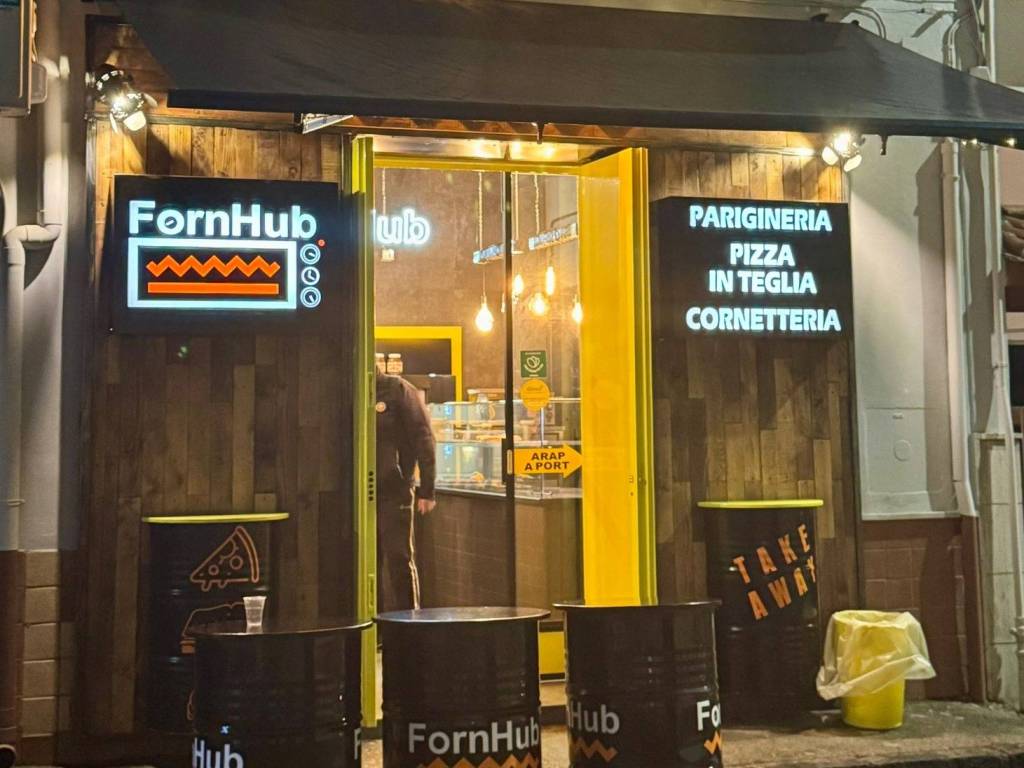 negozio in vendita a Frattamaggiore