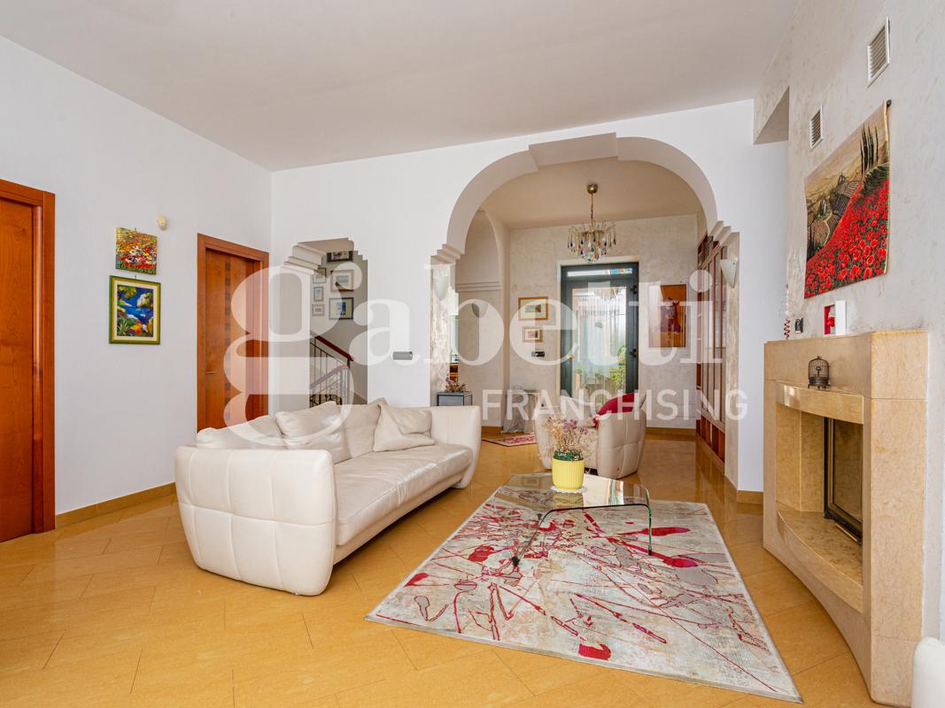 casa indipendente in vendita a Frattamaggiore