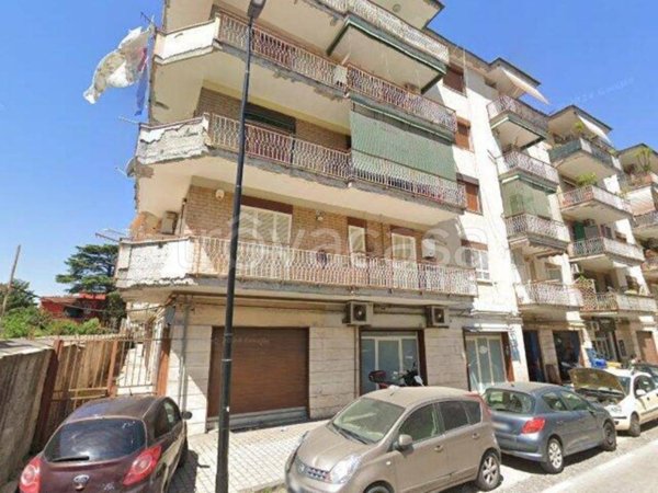 negozio in vendita a Frattamaggiore