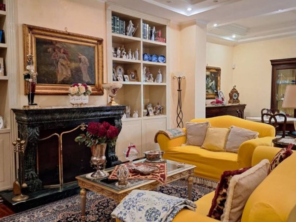 intera palazzina in vendita a Frattamaggiore