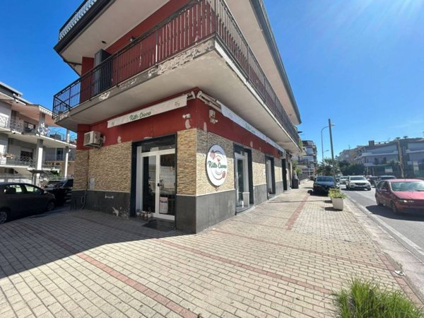 negozio in vendita a Frattamaggiore