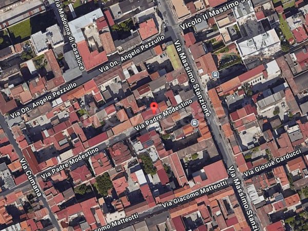 locale commerciale in vendita a Frattamaggiore