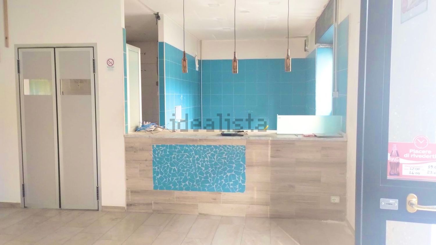 locale commerciale in vendita a Frattamaggiore