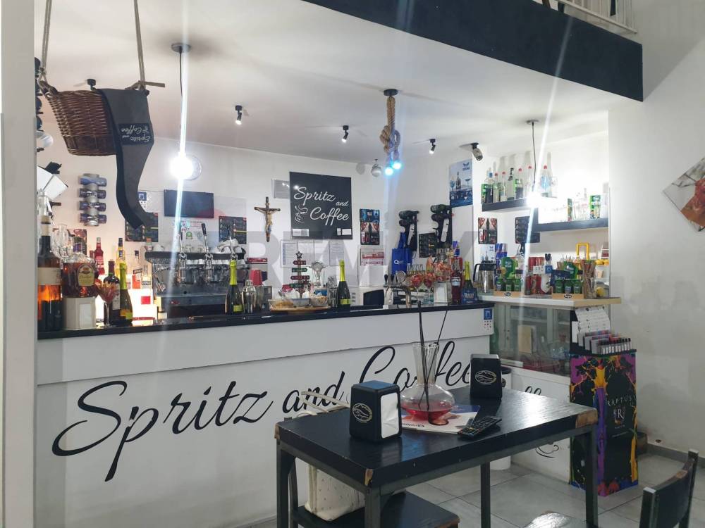 negozio in vendita a Frattamaggiore