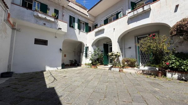 casa indipendente in vendita a Frattamaggiore