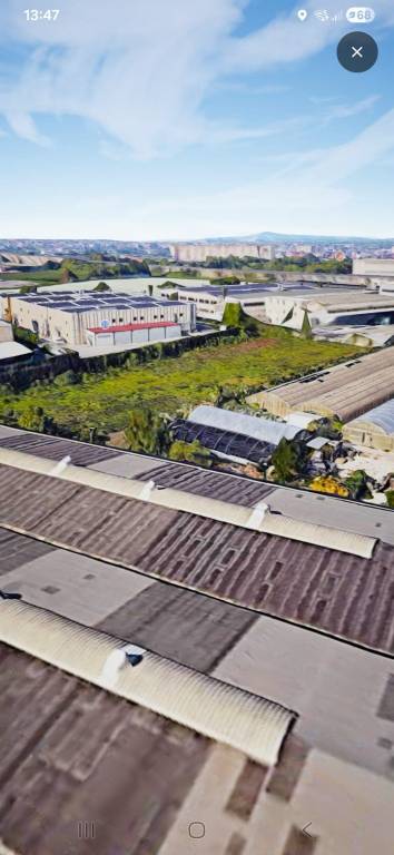 locale commerciale in vendita a Frattamaggiore