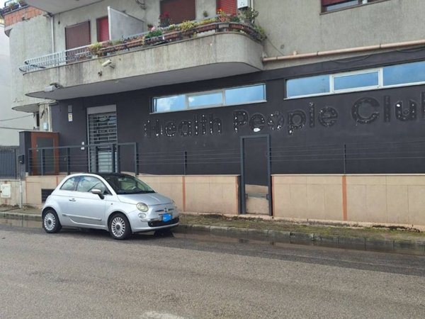 negozio in vendita a Frattaminore