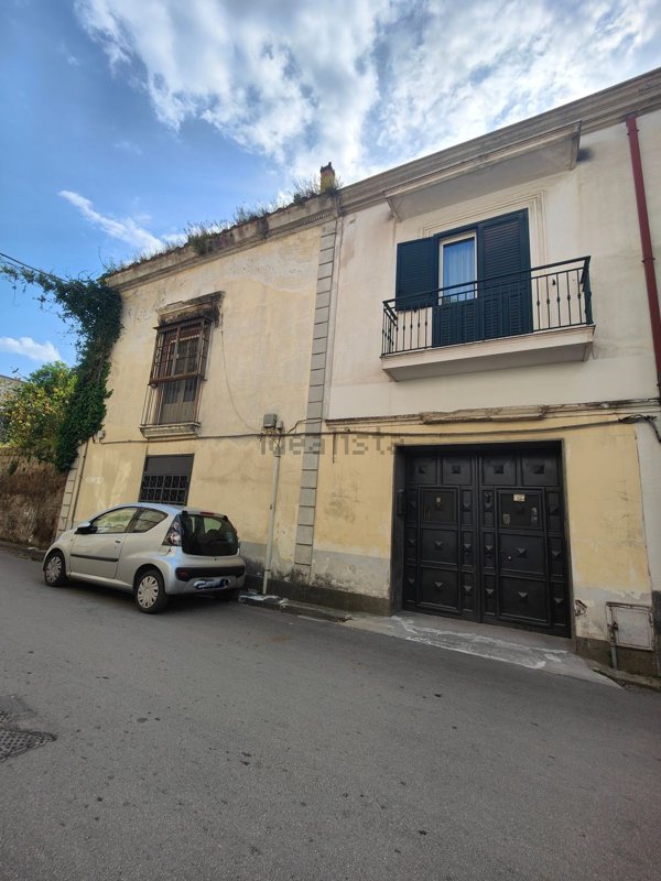 casa indipendente in vendita a Frattaminore