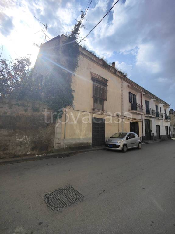 casa indipendente in vendita a Frattaminore