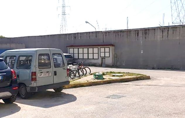 negozio in vendita a Frattaminore