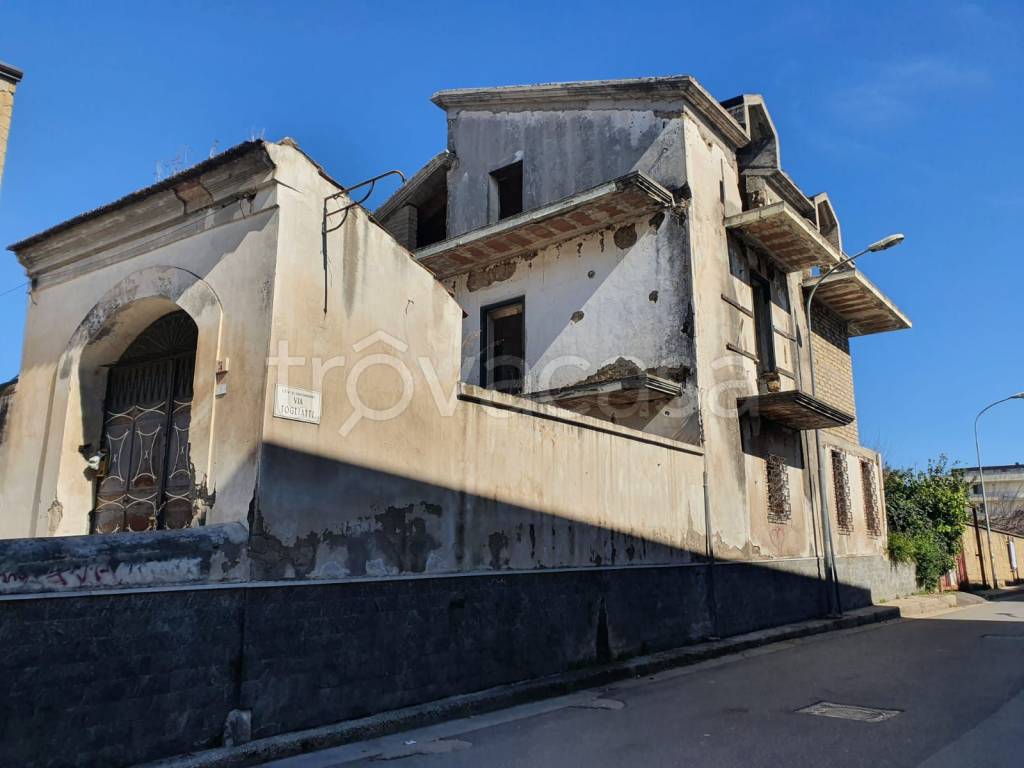 casa indipendente in vendita a Frattaminore