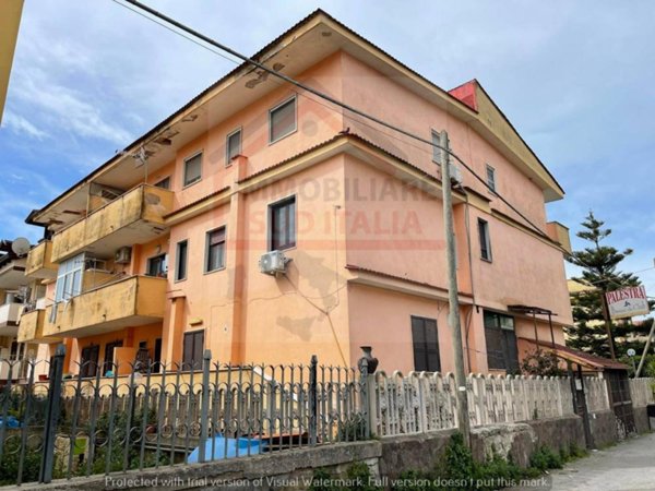 appartamento in vendita a Giugliano in Campania in zona Lago Patria