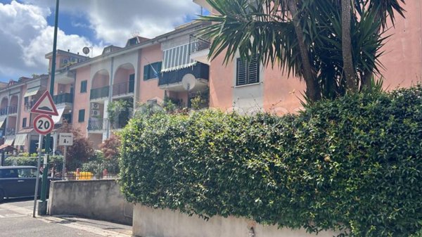 appartamento in vendita a Giugliano in Campania in zona Licola