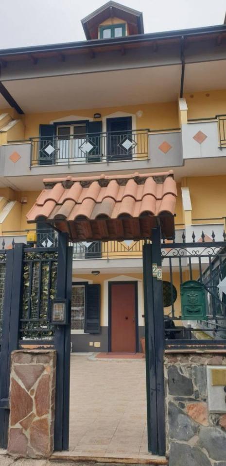 casa indipendente in vendita a Giugliano in Campania