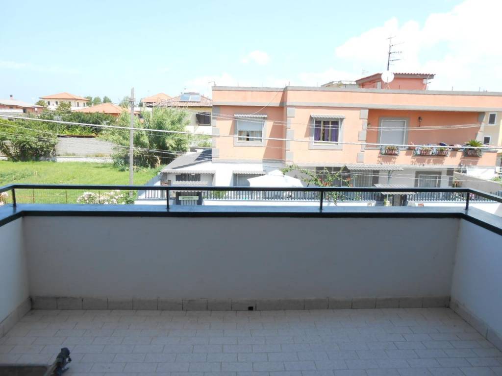 appartamento in vendita a Giugliano in Campania in zona Varcaturo
