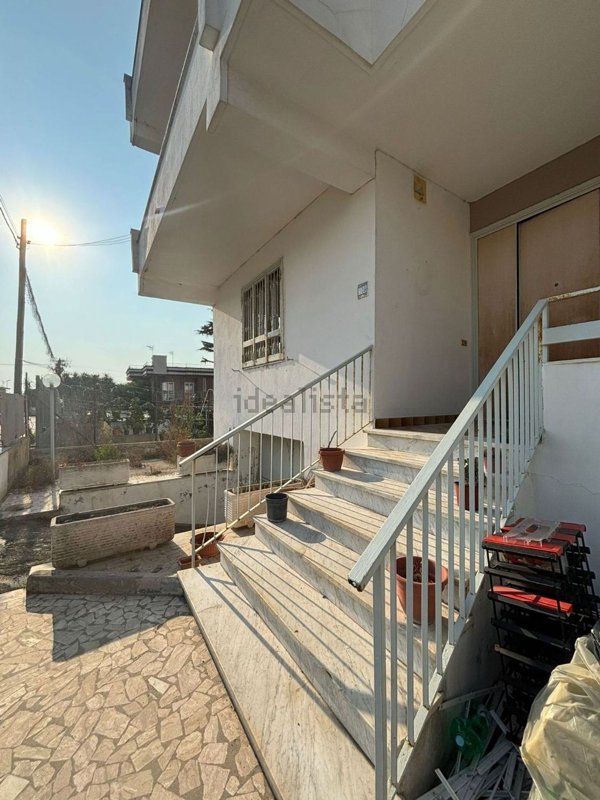 casa indipendente in vendita a Giugliano in Campania in zona Lago Patria