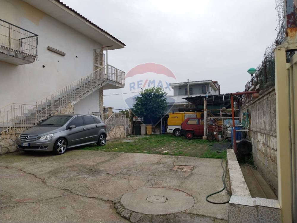 casa indipendente in vendita a Giugliano in Campania