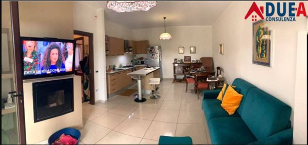 casa indipendente in vendita a Giugliano in Campania in zona Varcaturo