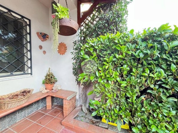 casa indipendente in vendita a Giugliano in Campania in zona Casacelle