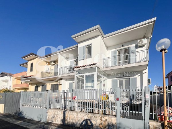 casa indipendente in vendita a Giugliano in Campania in zona Lago Patria
