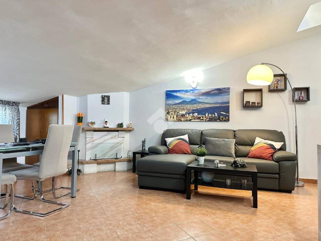 appartamento in vendita a Giugliano in Campania
