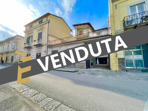 casa indipendente in vendita a Giugliano in Campania