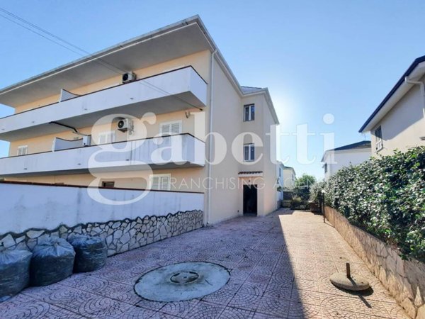 casa indipendente in vendita a Giugliano in Campania in zona Lago Patria