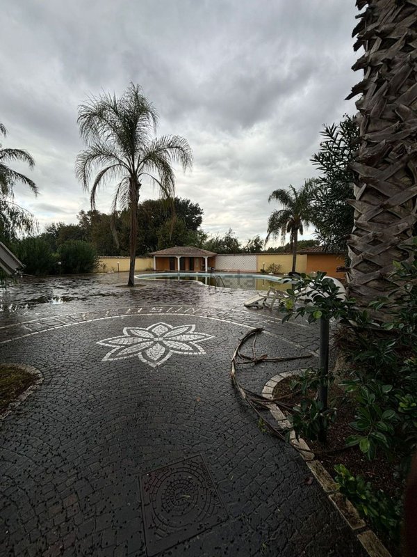 appartamento in vendita a Giugliano in Campania in zona Varcaturo