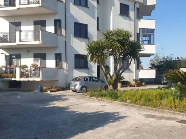appartamento in vendita a Giugliano in Campania