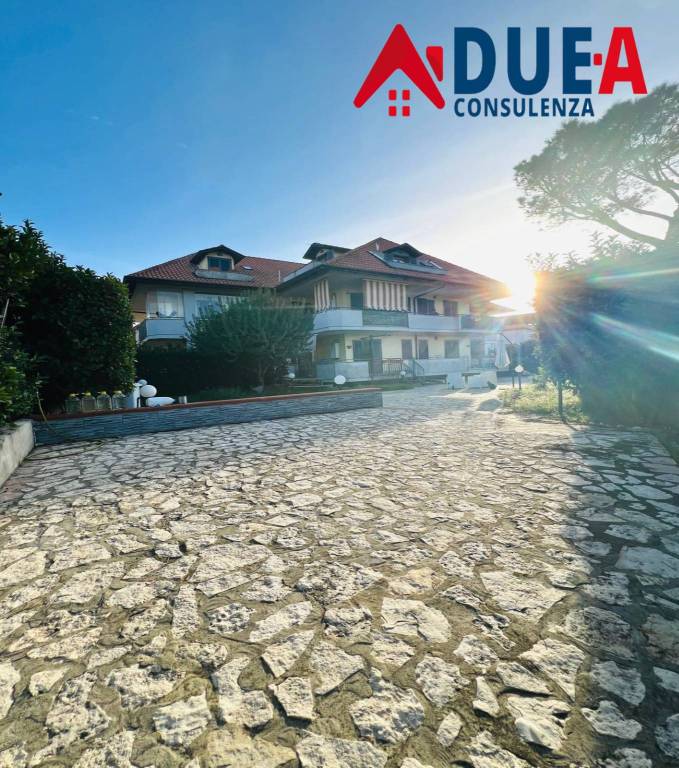 appartamento in vendita a Giugliano in Campania in zona Lago Patria