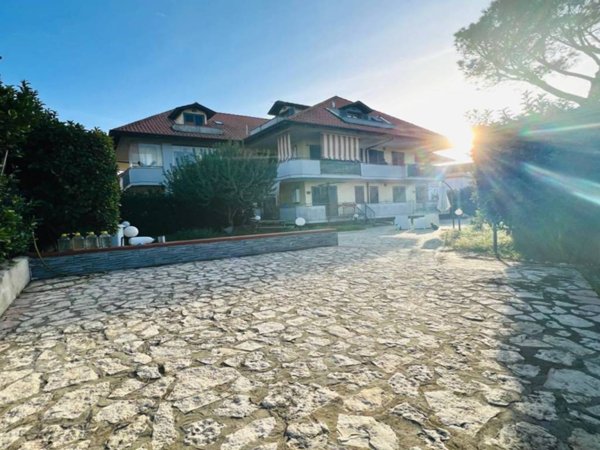 appartamento in vendita a Giugliano in Campania in zona Lago Patria