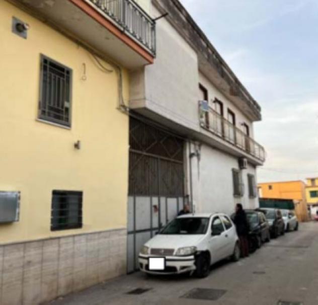 negozio in vendita a Giugliano in Campania