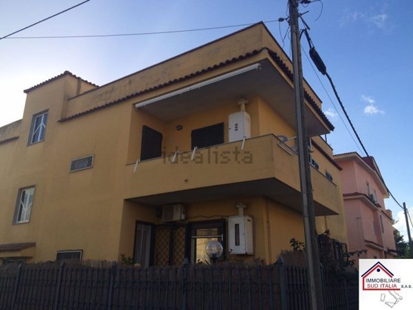 appartamento in vendita a Giugliano in Campania in zona Lago Patria