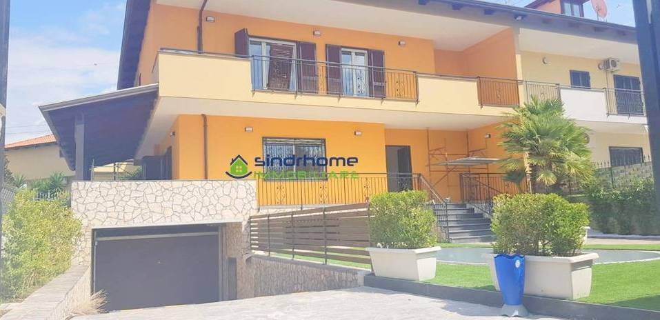 casa indipendente in vendita a Giugliano in Campania in zona Licola