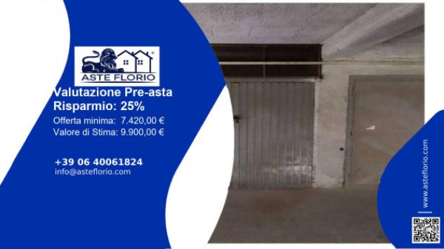 negozio in vendita a Giugliano in Campania