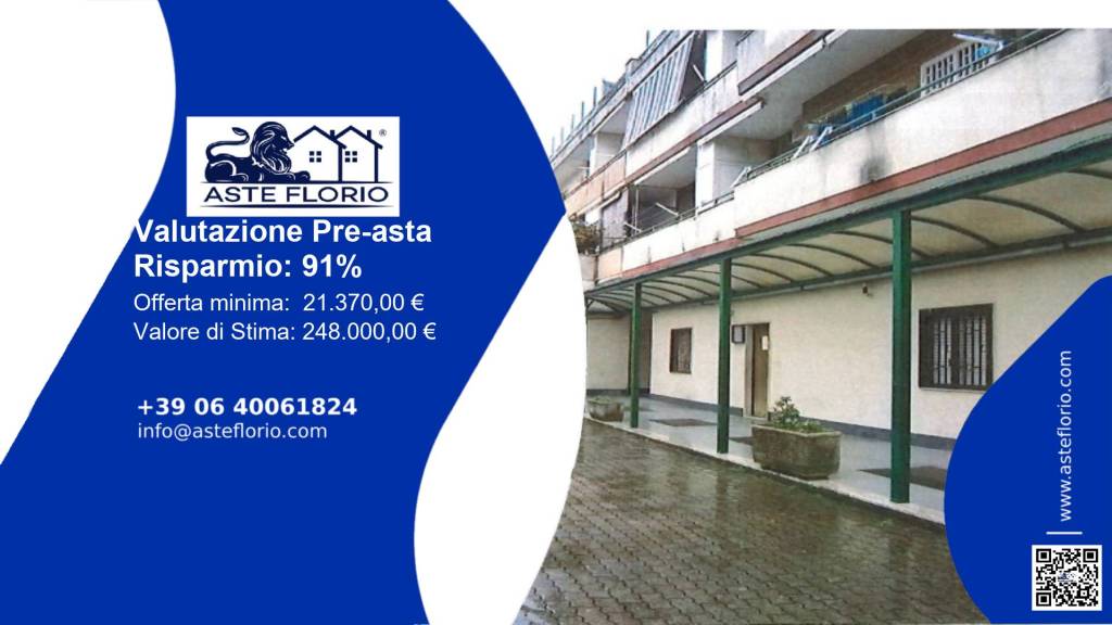 negozio in vendita a Giugliano in Campania