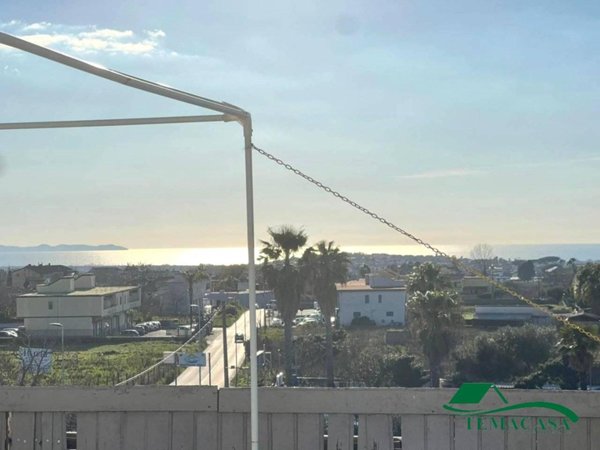 appartamento in vendita a Giugliano in Campania in zona Licola