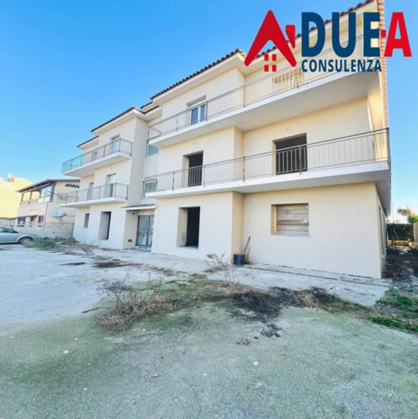 appartamento in vendita a Giugliano in Campania in zona Licola