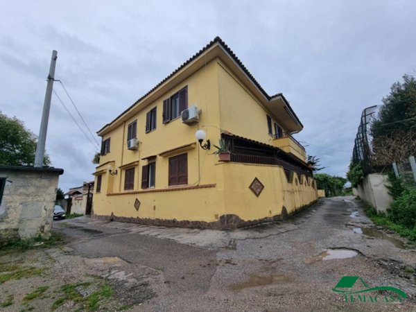 appartamento in vendita a Giugliano in Campania in zona Varcaturo