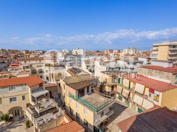 appartamento in vendita a Giugliano in Campania