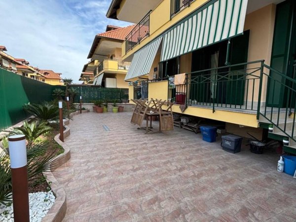 appartamento in vendita a Giugliano in Campania in zona Lago Patria