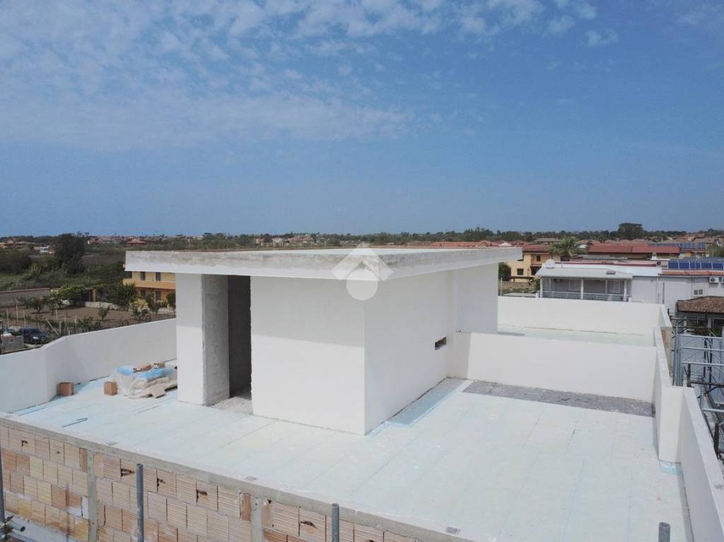 casa indipendente in vendita a Giugliano in Campania in zona Varcaturo