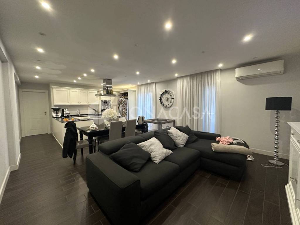 appartamento in vendita a Giugliano in Campania