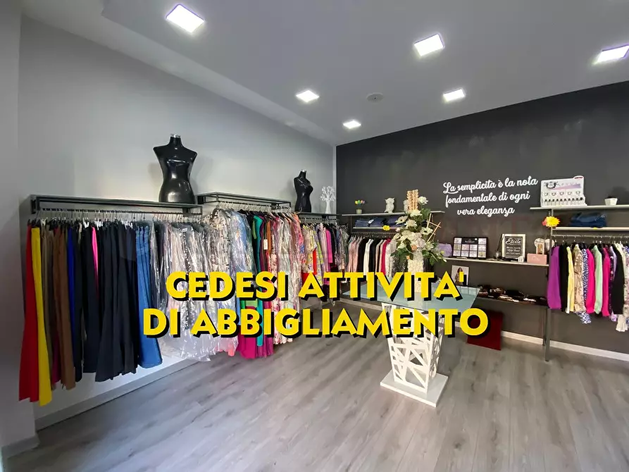 negozio in vendita a Giugliano in Campania